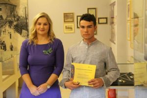 D3A90D6C 3A35 41FA A069 278EE2A9DB3E