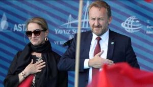 EAA2D56F E2A6 48BC 8803 D9C23C1E08D5