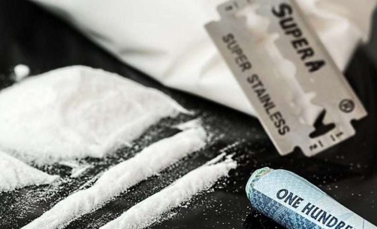 SLUČAJ U BIH: Sa telefona šmrkao kokain pa uhapšen