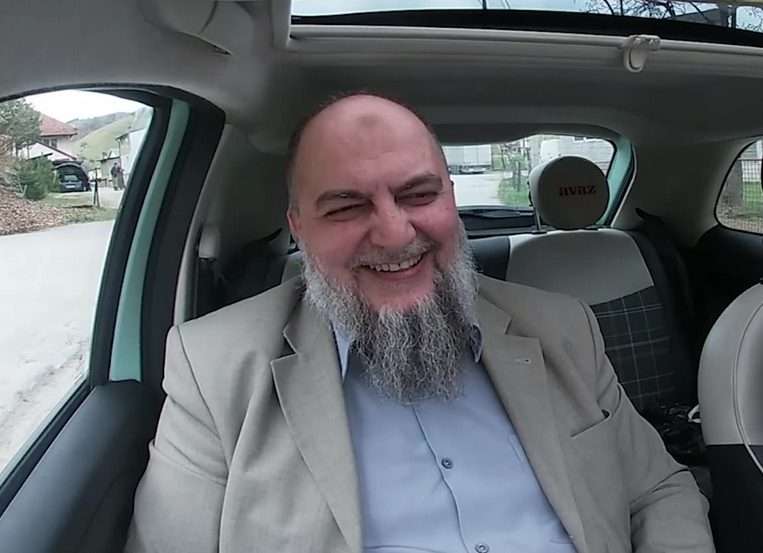 Kako je bivši roker postao efendija tiktoker: Islam donosi sreću, moramo pratiti moderne tokove