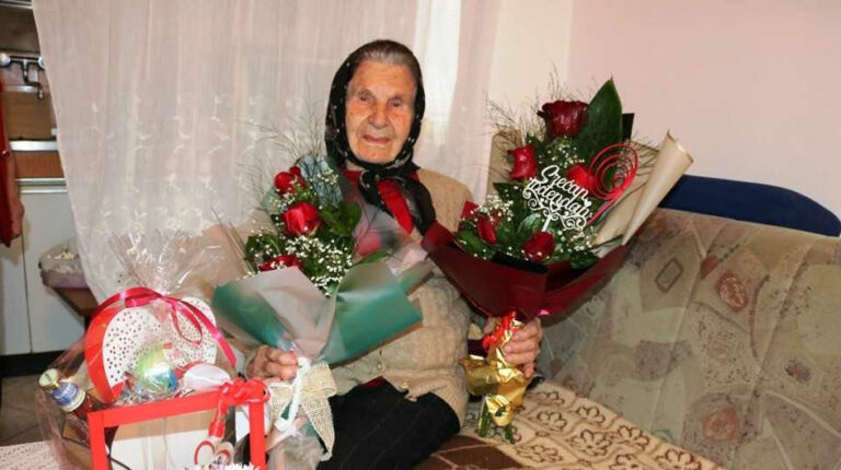 Pozitivna, zadovoljna, voli život: Ljubica Gavrić proslavila 99. rođendan