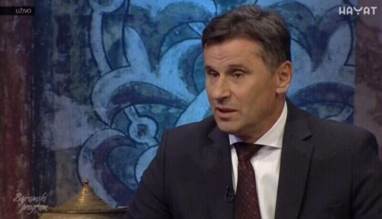 Novalić: Jako puno iftara sam proveo na netipičan način