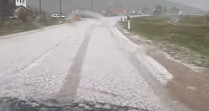 B6F74963 796E 482D A39E 5123AE2F9073