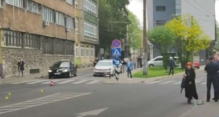 BEFA5650 D4A7 4990 A6D3 454DD872E22B