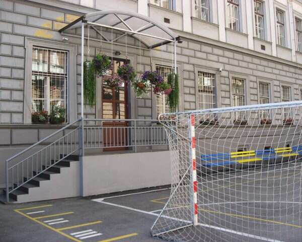 D7A87C71 35B8 4D8A BDFE 1FF18AA1DA6D