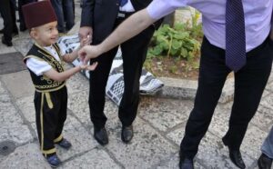 FEF00253 8B25 4C88 AA08 964DF79D2656