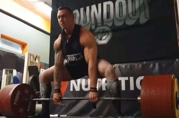 Ovo je vjerojatno najteže mrtvo dizanje ikad snimljeno kamerom