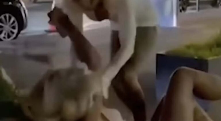 Poznate manekenke se potukle ispred kluba (VIDEO)