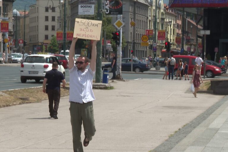 Obećana zemlja za bh. političare: Preko 8.000 KM mjesečno