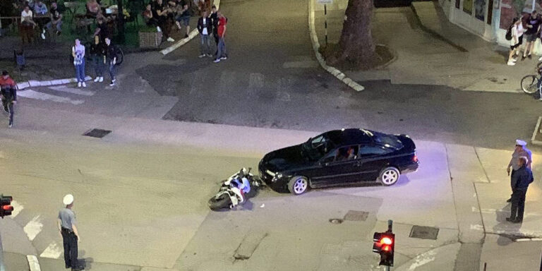 Sudar automobila i motocikliste u Maglaju