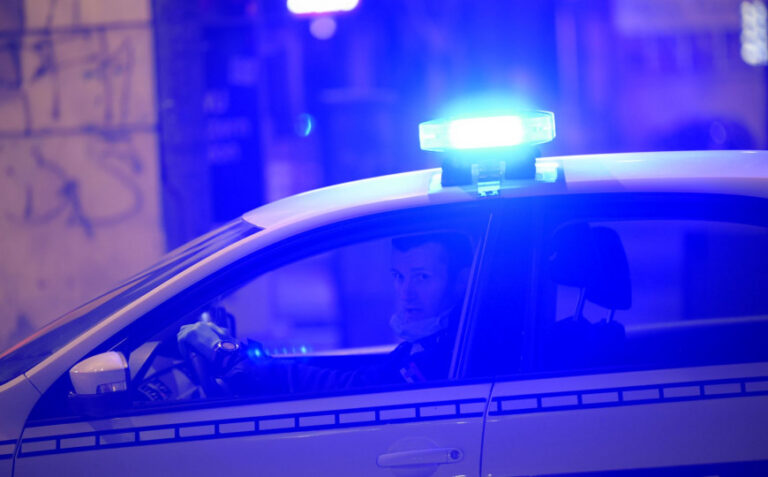 Muškarac upucan u prsa, prevezen na reanimaciju