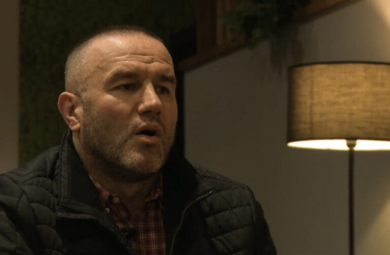 Poturak: Trojka dovede ljude da se skidaju goli, čvoku nam pucaju povećanjem plata