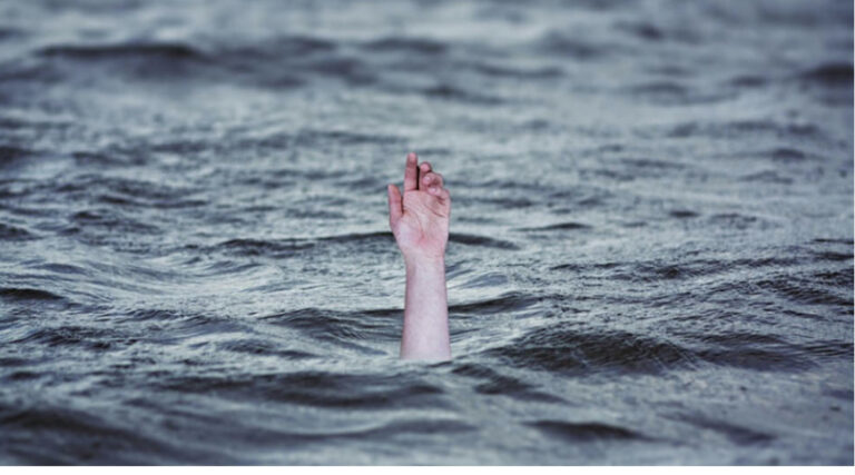 Mladić plivao u rijeci i nestao: Drugari pokušali da ga spase, ali nisu uspjeli 