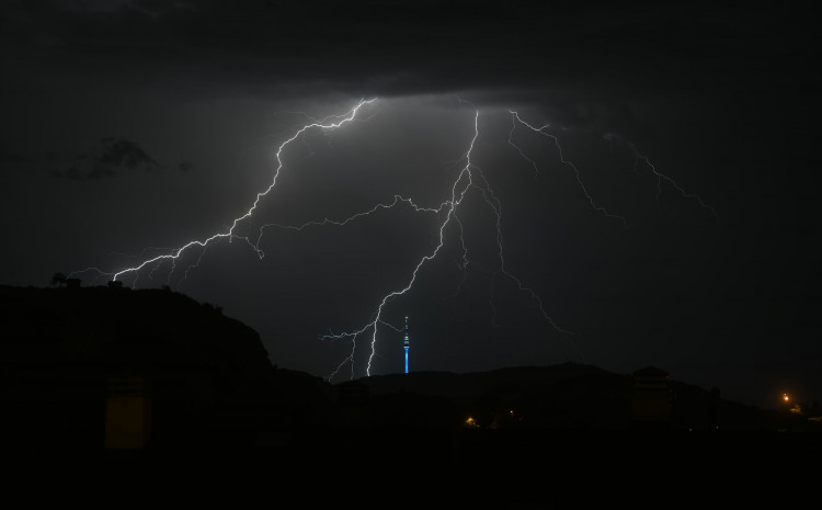 Olujno nevrijeme odnijelo jedan život i poplavilo gradove