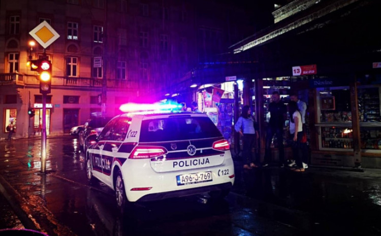 Saobraćajna nesreća u BiH: Udaren pješak, muškarac teško povrijeđen