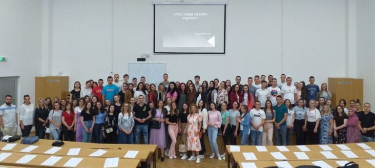 INZ: Predavanje o štetnim učincima nargile za učenike Medicinske škole Zenica
