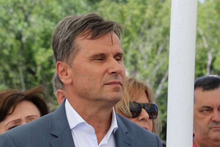 PREMIJER NOVALIĆ: Zakon o radu FBIH donio 30.000 radnih mjesta