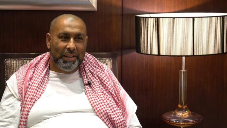 Nermin Alimanović, prvi Rom iz Visokog koji je obavio hadž u posljednjih 60 godina 