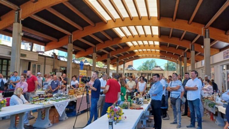 “Dani maline i meda – Žepče 2022” okupili rekordnih 90 izlagača