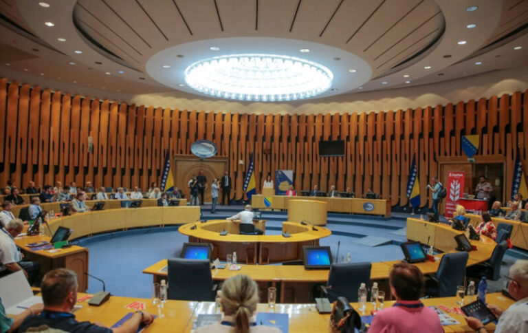 Kapital koji treba iskoristiti: U dijaspori živi više od 2 miliona osoba iz BiH