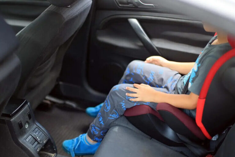 Otac je ostavio u autu: Preminula 14-mjesečna beba