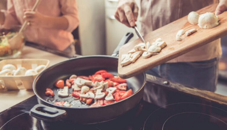 Bacate puno hrane? Kuhar savjetuje kako to promijeniti i malo uštedjeti