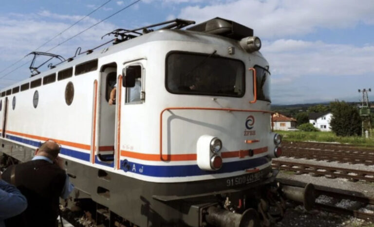 Tragedija u BiH: Putnički voz usmrtio muškarca