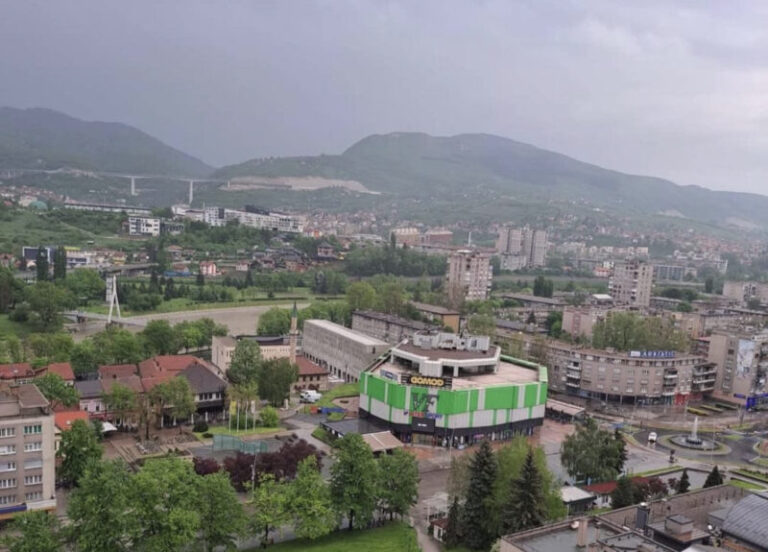 KONAČNO ĆEMO PRODISATI: Evo kad nas očekuje kiša i pad temperatura