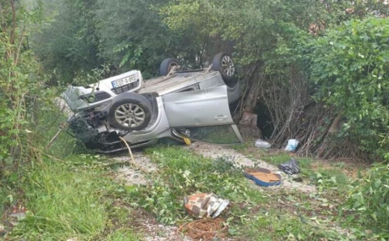 Pijana žena vozila djecu u autu pa napravila direktan sudar