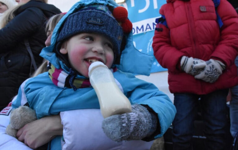 Američka ambasada u BiH: Postoje dokazi da su  ruske snage nasilno deportovale stotine hiljada ukrajinskih državljana,  uključujući djecu