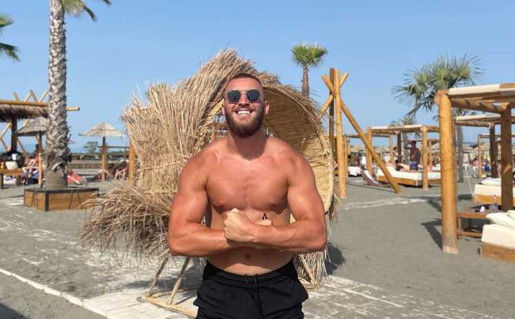 Pogledajte kako izgleda brat Mensura Ajdarpašića, bio mu je najveća podrška u Zadruzi