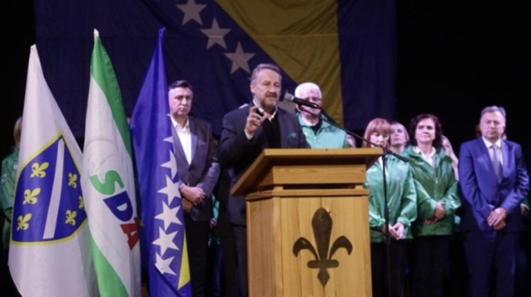 Izetbegović ponovio: 350.000 glasova za SDA u zamjenu za borbu protiv korupcije kakva dosad nije viđena i 50 posto veće plaće i penzije