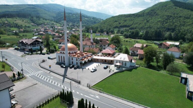 Svečano otvorena džamija u Kaćunima