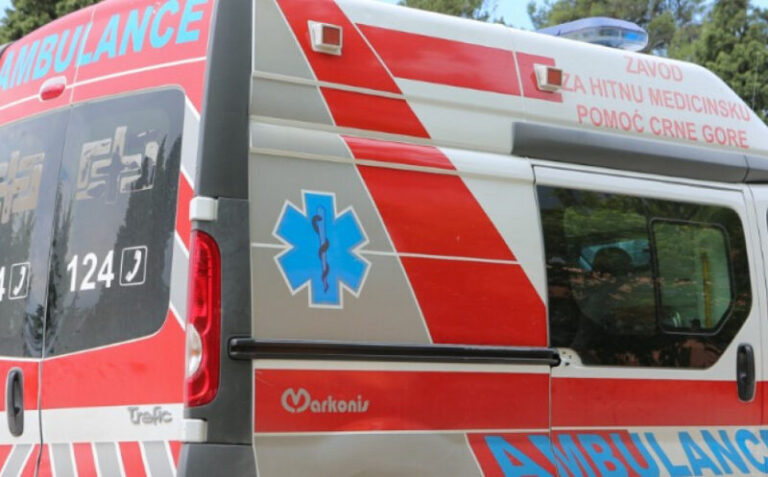 Djevojka i dječak poginuli u teškoj saobraćajnoj nesreći