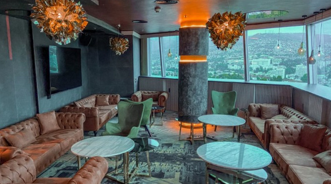 Miralem Pjanić otvorio novi restoran u Sarajevu na atraktivnoj lokaciji: Ulaz nije dozvoljen baš svima, a cijene hrane..