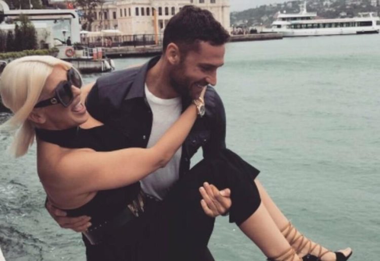 NJIHOVA PRIČA JE JEDNA OD NAJLJEPŠIH NA ESTRADI: Ovako su se upoznali Jelena i Duško