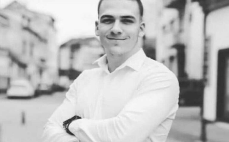 TUGA U BIH: Preminuo učenik Mašinske škole