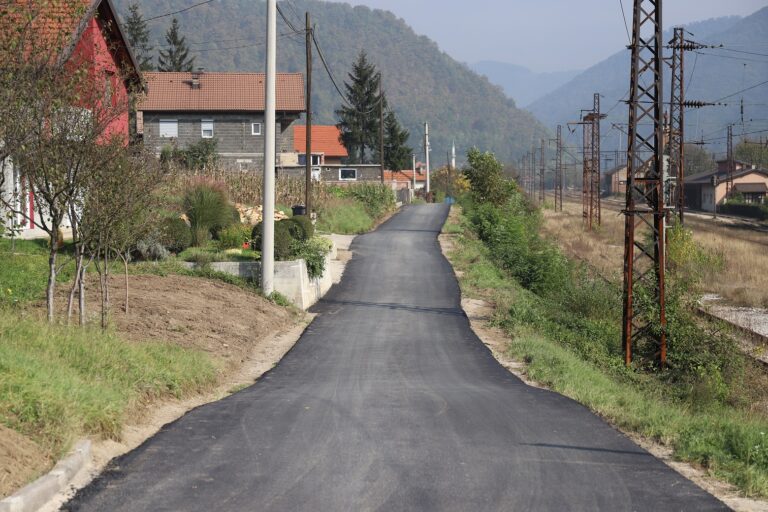 Završeni radovi sanacije i asfaltiranja puta u naselju Orah Polje 