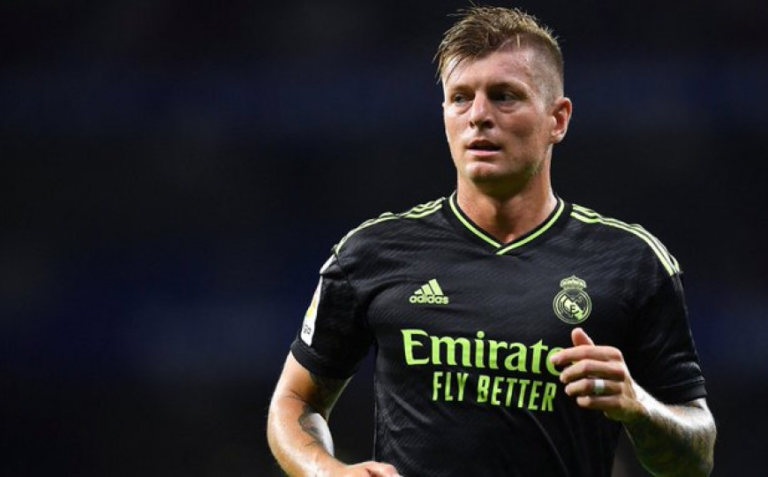 Kros sarkastično reagirao na Zlatnu loptu i odluku koja je mnoge iznenadila: “Treći najbolji tim, sretni?”