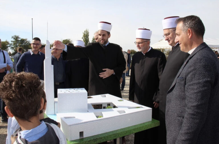 Svečanost u Osijeku: Polaganjem kamena temeljca ozvaničen početak gradnje Islamskog centra