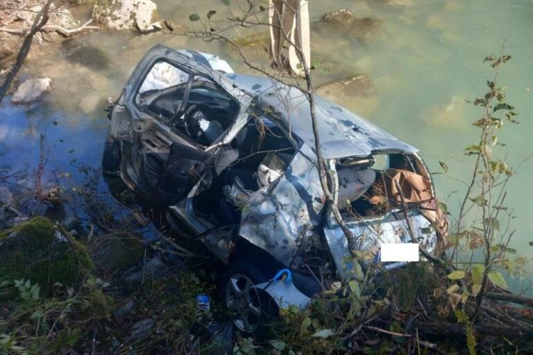 Pronađeno tijelo djevojčice nakon stravične nesreće u kanjonu Tare u Crnoj Gori