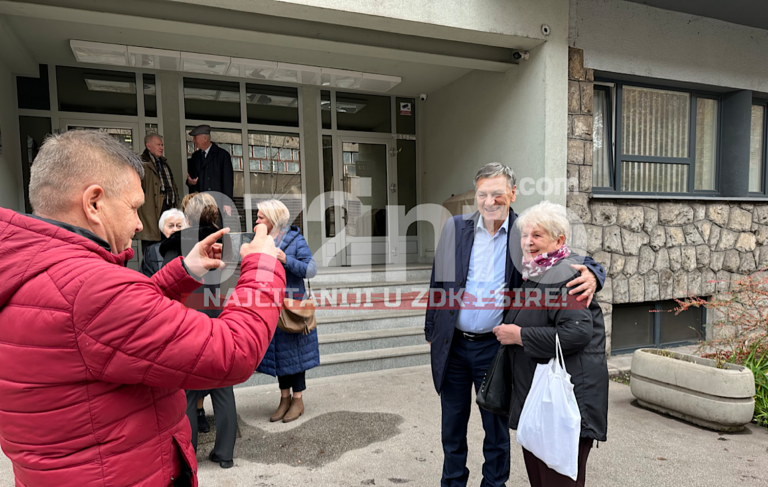 Nastavljeno suđenje u predmetu “Zenicatrans”, građani masovno uz gradonačelnika Kasumovića