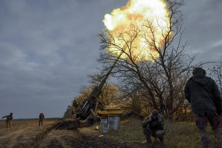 Kijev se plaši da će ruski vojnici prilikom povlačenja pretvoriti Herson u “grad smrti”