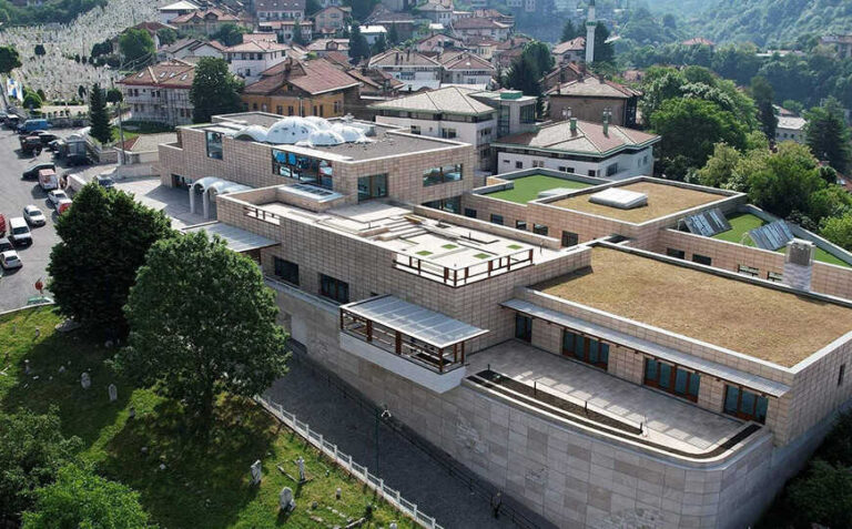 Islamska zajednica upozorava na opasnost od političke radikalizacije i polarizaciju društva