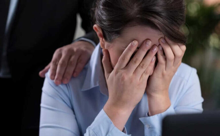 Živimo u vremenu egoizma: Trpjeti mobing ili krenuti preko granice