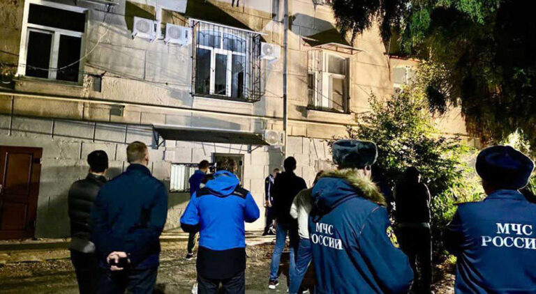 Urušio se balkon zgrade, poginule dvije osobe