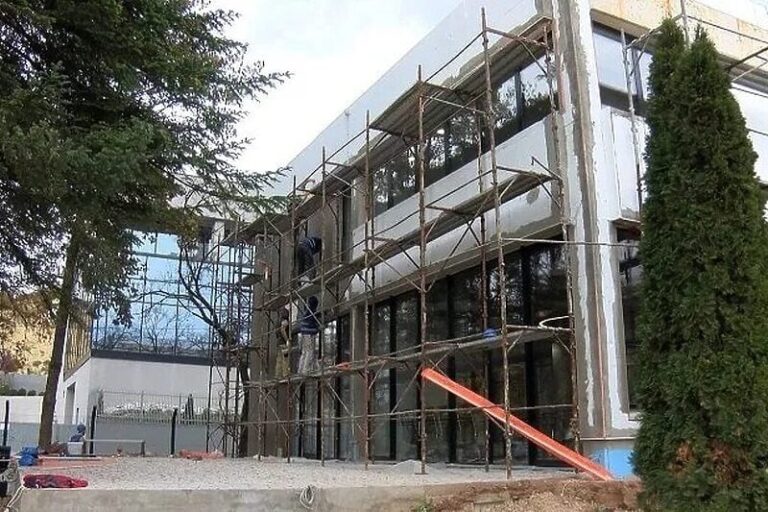 U bivšoj hali TAS-a kod Sarajeva uskoro posao za 100 ljudi u industriji prerade karbona