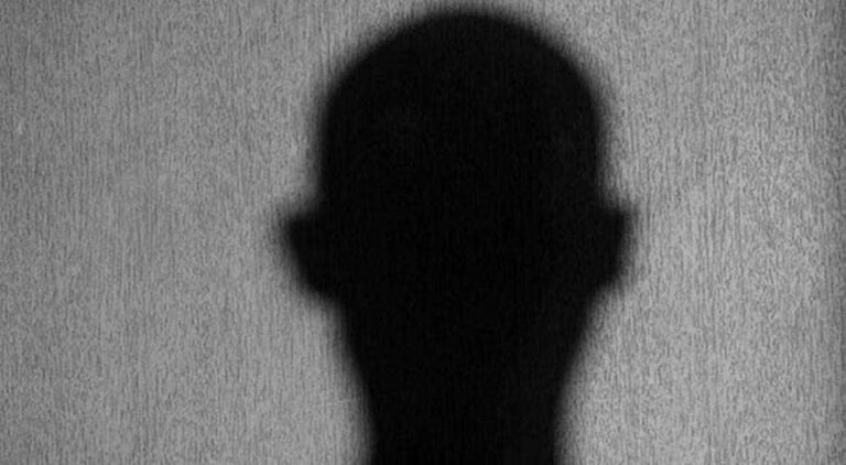 Penzioner silovao mentalno zaostalu kćer, rodila mu dijete: Sud mu smanjio kaznu jer je star