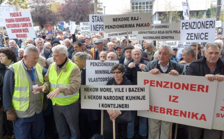 Penzioneri izlaze na proteste pred Vladu FBiH ako se ne uvaže njihovi zahtjevi