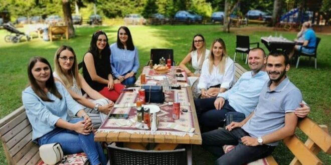 Tri brata, Remzo, Mirsad i Reho: Iškolovali su do sada osam doktora, a uskoro u porodici još jedan!
